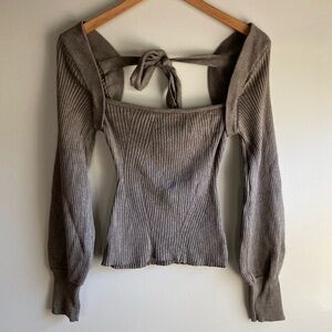 Lush Gray Long-Sleeve Knit Tie-Back Sweater Small